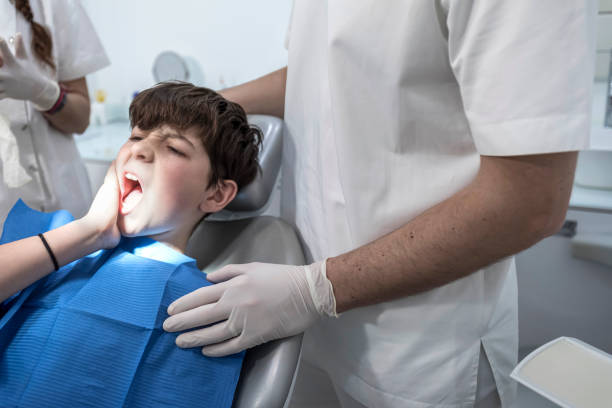 Best Emergency Tooth Extraction  in Texanna, OK